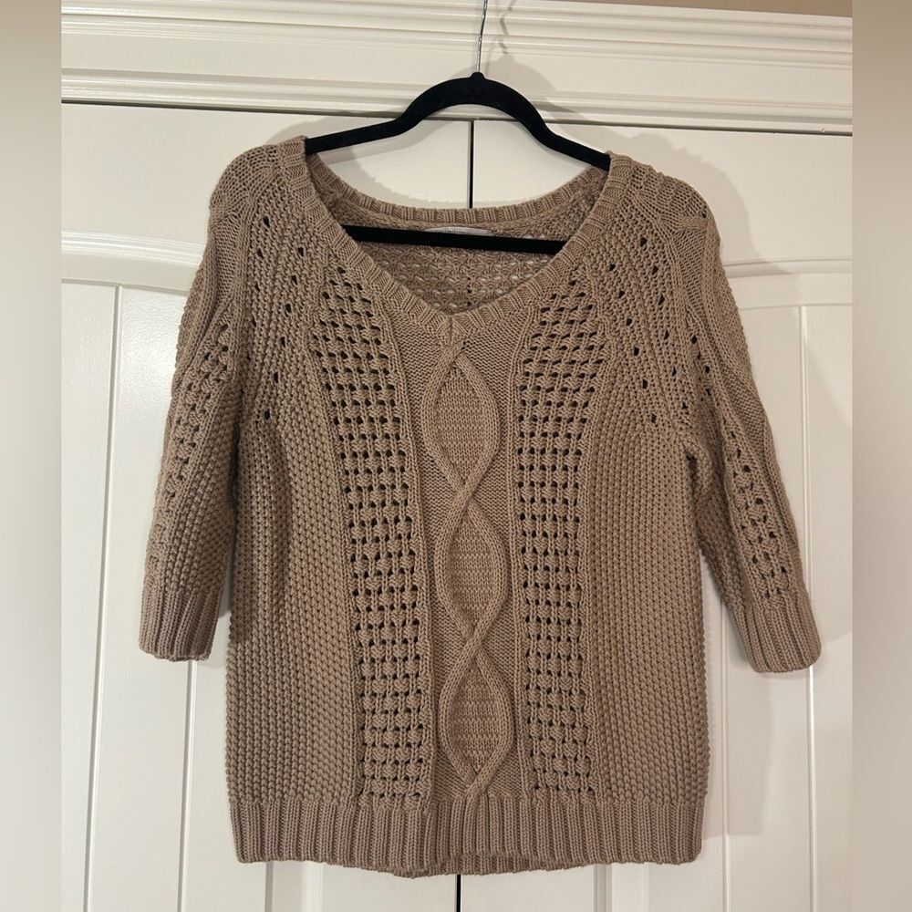 Gap Cable Knit Cotton Vneck Sweater. Mushroom Color. XS